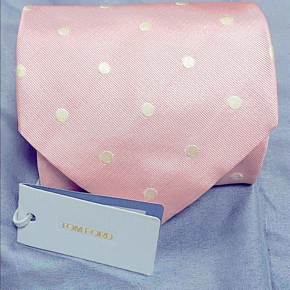 Tom Ford 100% Silk Tie Pink w/ White Polka Dots NWT